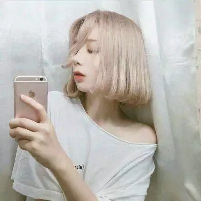 草裙舞女孩